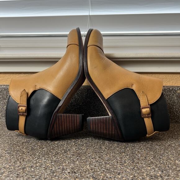 Wolverine 1000 Mile Ankle Bootie Block Heel Tan Black Leather Womens 8.5 Slip On - Picture 5 of 11